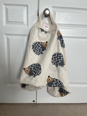 3 Sprouts Hedgehog Convertible Toy Storage Bag and Portable Play Mat